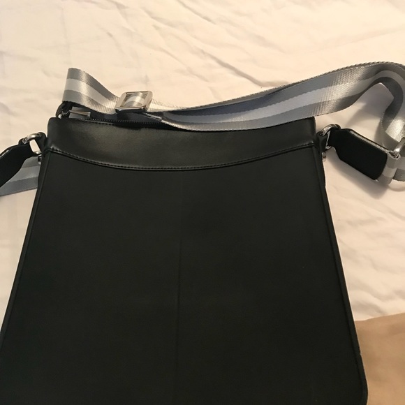 Pisidia Unisex Tablet bag. - Picture 5 of 8